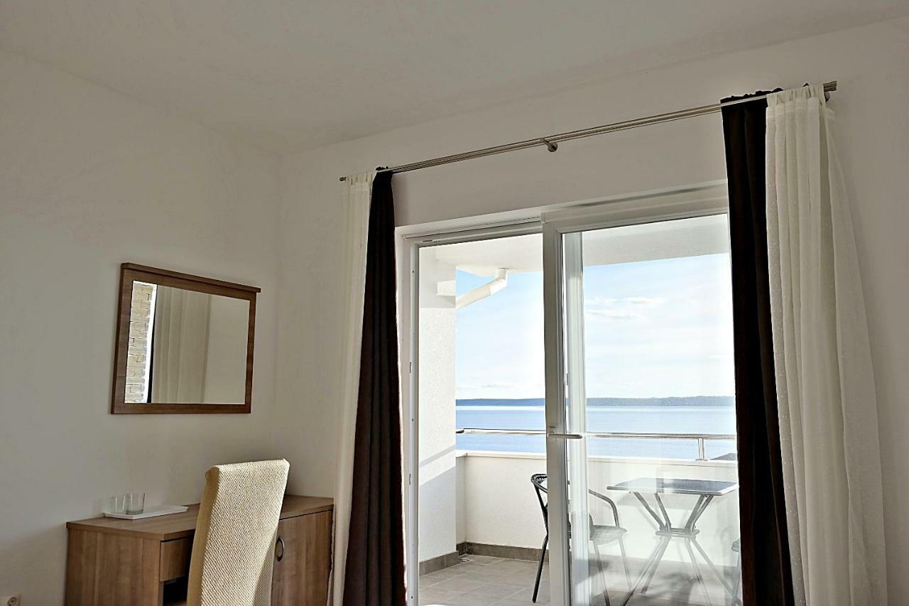 House Natali 70M From The Beach - Free Ev Top Up Rtina Esterno foto